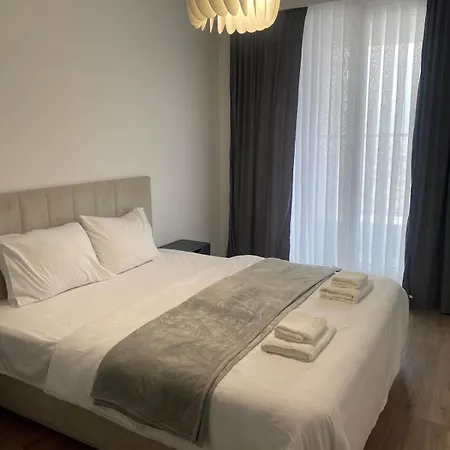 Appartamento Regina's Sky View 32nd Floor Skopje